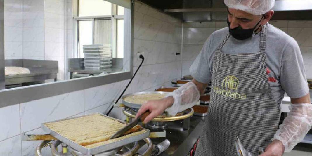 Tatlı tüketimi 3-4 kat arttı: İşletmelerde 3 vardiya dönemi başladı! 1